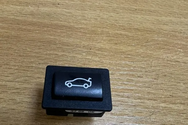 Kofferbakopeningsknop BMW 7 (F01, F02) 6921846 image 2