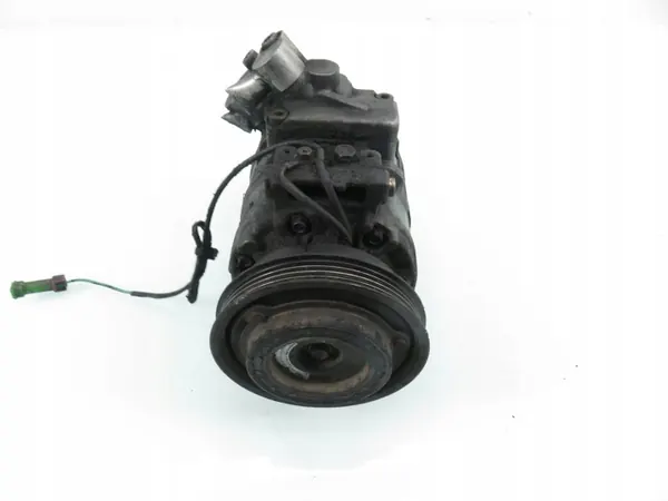 Compressor A/C Skoda OE 8D0260808 - Usado image 5
