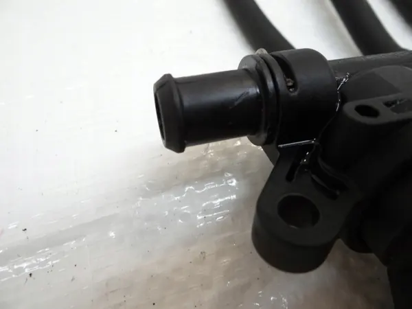 Riel de inyectores GLP Landi Renzo OEM 110R-000201 image 4