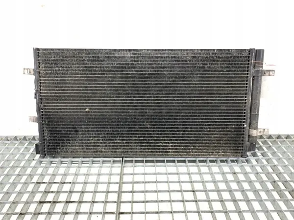 Condenseur AC OEM LORK-2050-30008 pour Audi A4 B8 2.7 image 2