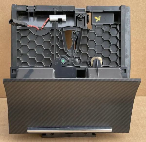 Cinzeiro OEM 3V1863077 para Superb III Sportline image 5