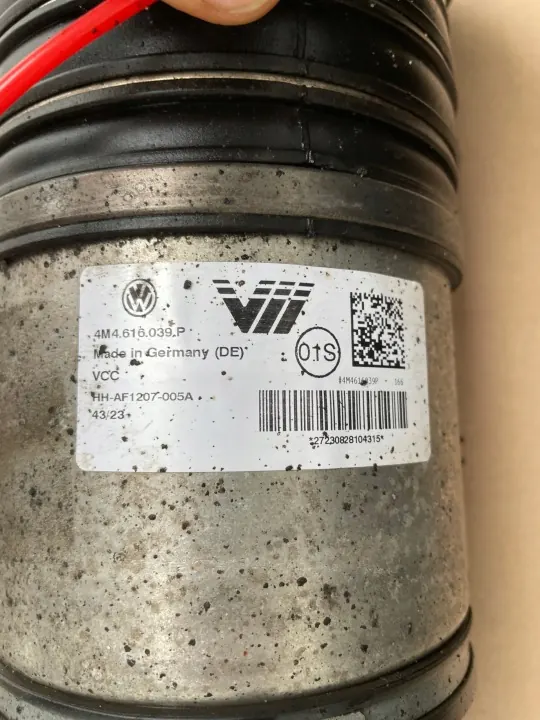 OEM 4M4616039P Framfjädring för Audi Q8 image 3