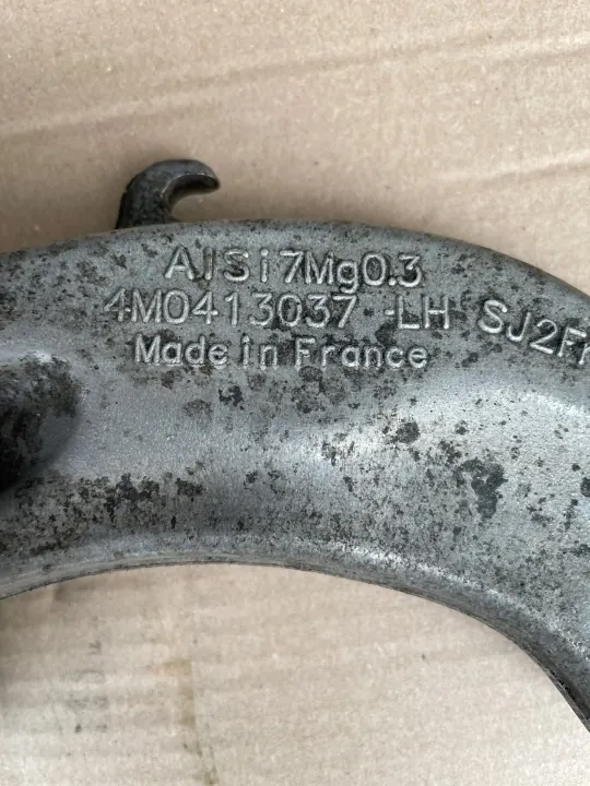OEM 4M4616039P Framfjädring för Audi Q8 image 5