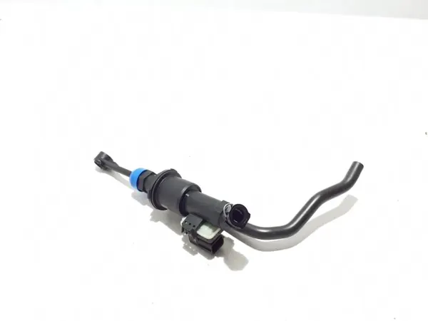 Bomba de embrague Renault OEM 306100482R - Usado image 3