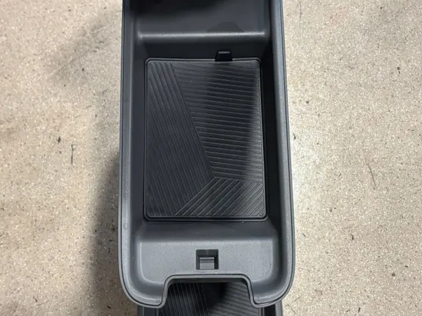 Accoudoir console Hyundai Ioniq 5 OEM LPV19093 image 10