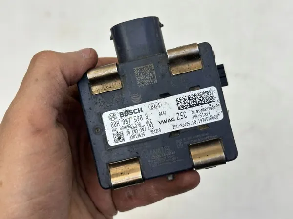 Audi Q5 80A Spurassistent Radar OEM 80A907590B image 5
