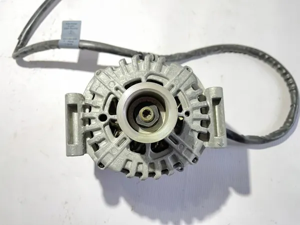 ALTERNATOR MERCEDES CLS W218 LIFT 3.0 3.5 V6 image 3