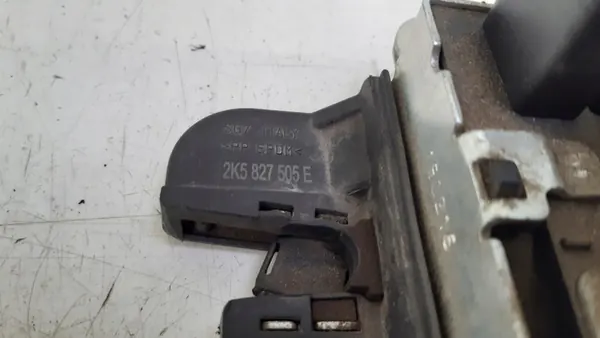 Baklucka Lås 2K5827505E VW Caddy image 3