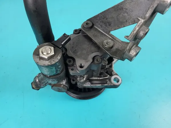 Bomba de direção assistida BMW E61 E60 530i 3.0 N52 image 6