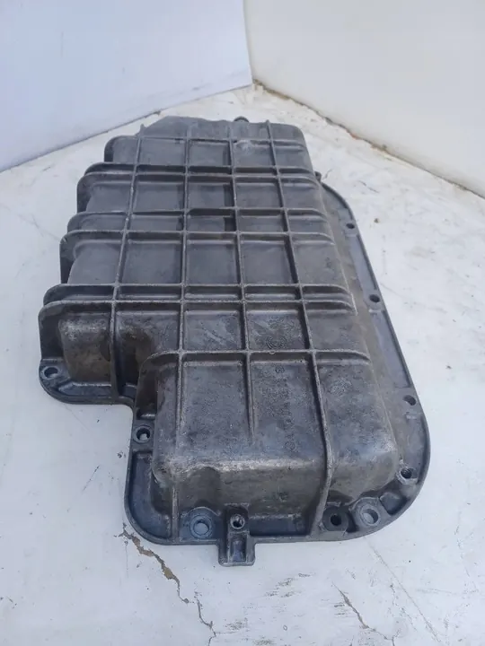 MERCEDES S W220 3.2 Oljetank A1120140603 image 6