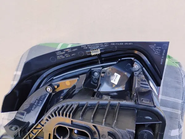 VW POLO V 6C LIFT 14-17 LÁMPARA TRASERA DERECHA 6C0945096M image 10