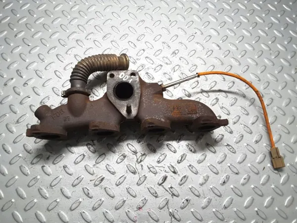 Colector de escape OEM 8200921749 para Dacia Dokker image 2
