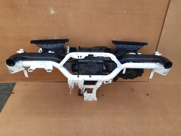 Calefactor Mercedes Sprinter OEM A9108305801 - Usado image 2
