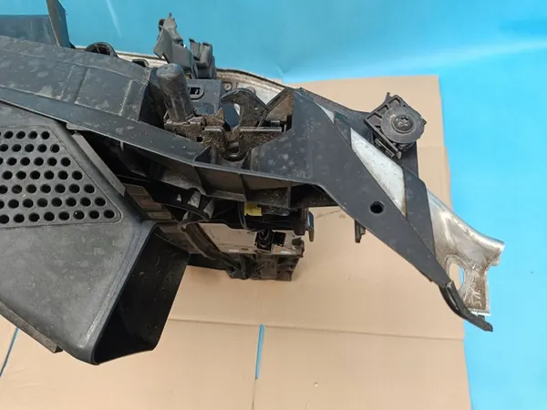 AUDI A5 F5 SPORTBACK 2.0 TDI 140KW 2018 R Paraurti anteriore 8W0121251AK image 10