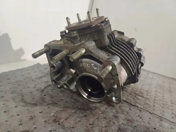 Toyota RAV 4 (XA30) 2006 Boîte de transfert / Réducteur W82 image 2