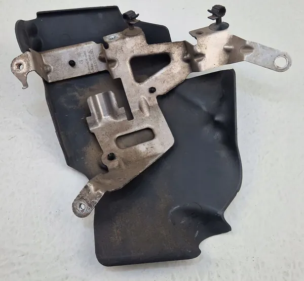 Porsche Panamera 970 3.6 V6 Protection Thermique Moteur OEM image 5