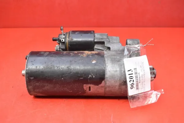 Motor de arranque Porsche Cayenne 1 4.5 V8 340 HP 2002-2007 OEM 94860410600 image 3