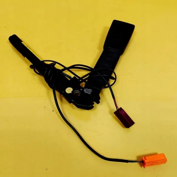 Vänster fram säkerhetsbältesspänne OEM DRC98146 Ford Focus image 5