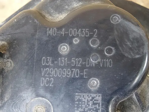 EGR-jäähdytin AUDI A4 B8 2.0 TDI 03L131512DN image 6