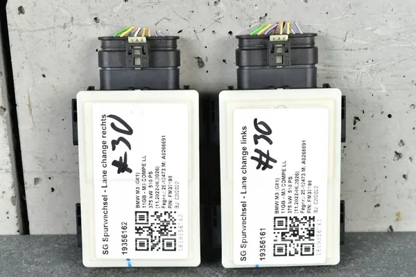 BMW G20 G22 G01 G15 G16 G05 Rijstrookwisselmodule Radar SRR-01 image 3