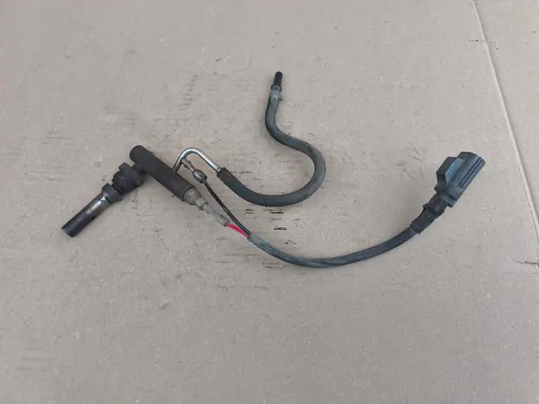 Polttoainehöyryventtiili OEM AV41-9T540-BD Kuga MK1 2.0 TDCI:lle image 2