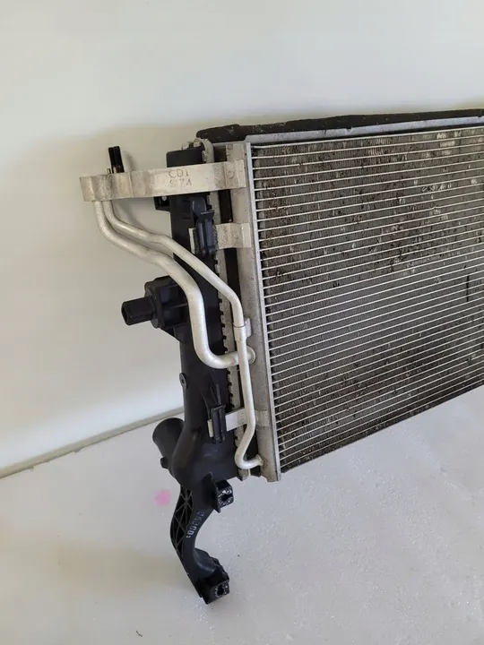 Radiador de agua KIA HYUNDAI 25310M6400 image 2