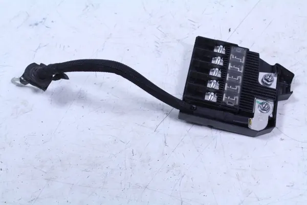 Borne de batterie d'occasion OEM KLEMA CITROEN C4 III LIFT image 2