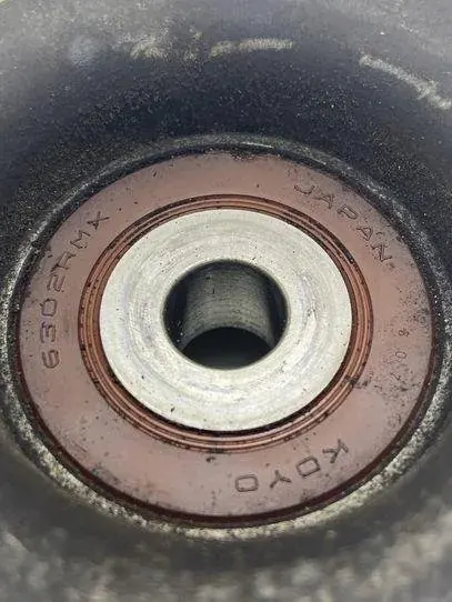 Lexus GS Vorderer Stoßdämpferlager OEM 6302RMX - Gebraucht image 4