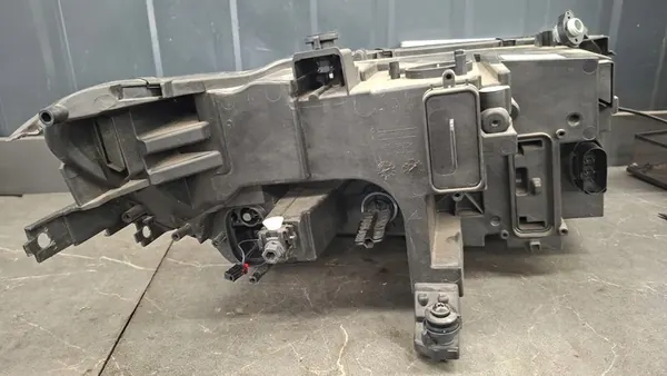 Farol Esquerdo VW Tiguan II LIFT 5NB941035C image 8