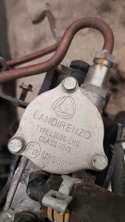 Landi Renzo 67R010056 Reductor Evaporador - Usado image 6