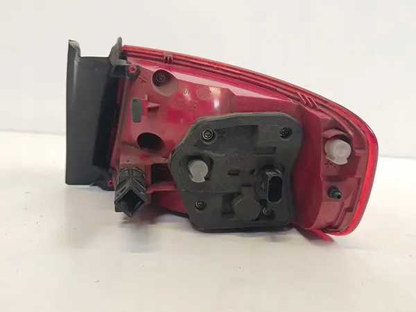 AUDI A4 B8 Luz Trasera Izquierda LED 8K5945095B image 2