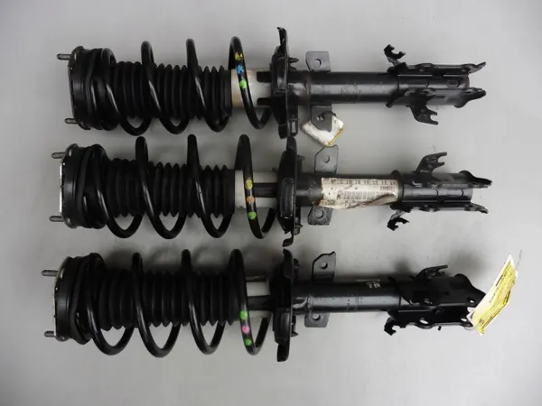 MCPERSON Stoßdämpfer Vorne OEM - Ford Fiesta MK7 image 2