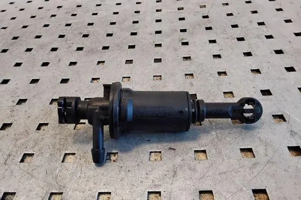 Kytkin sylinteri OPEL VIVARO COMBI 2.0L diesel 2010 image 3