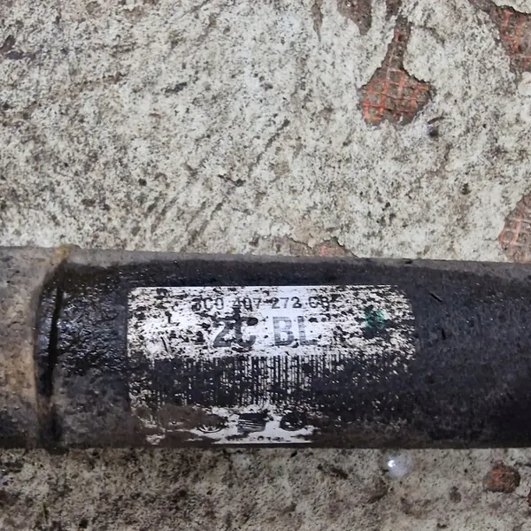 Höger Halvaxel VW Skoda Seat 4x4 image 2