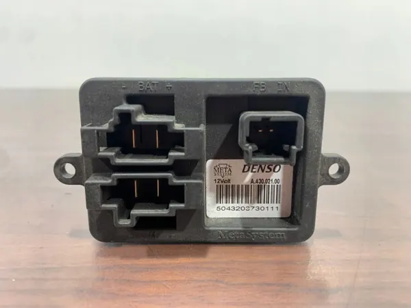 OEM A43002100 Lämmityspuhaltimen vastus Renaultille image 5