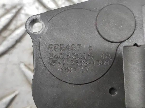 Moteur de chauffage Jaguar OEM EFB497 - État utilisé image 9