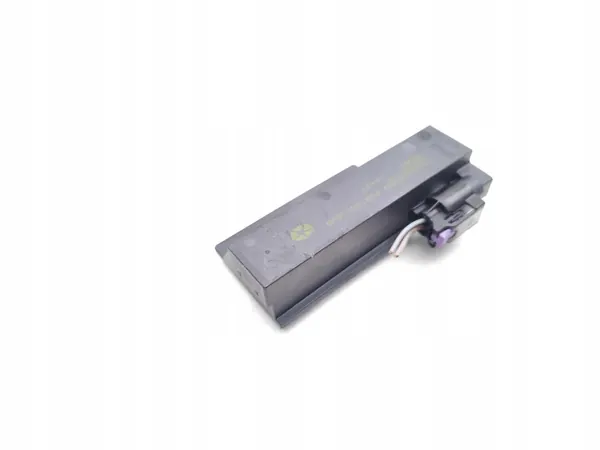 Antena Interna Jeep Cherokee OEM P68186636AA image 2