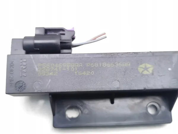 Antena Interna Jeep Cherokee OEM P68186636AA image 7
