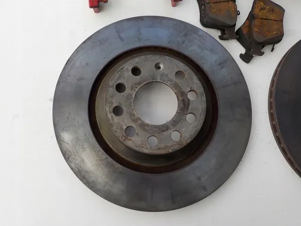 Disques de frein Audi TT TTRS 8S 18" OEM khghggggg image 3