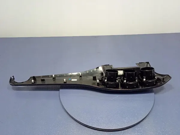 Mercedes Classe B W246 Garniture Console OEM A2466809471 image 7