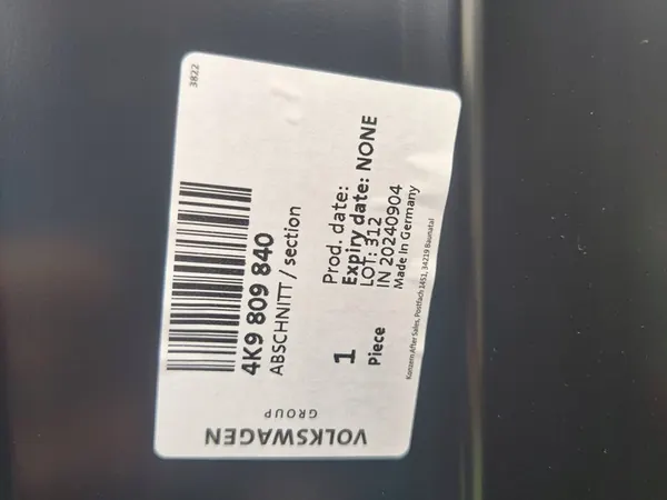 Bas de caisse droit Audi A6 C8 4K9809840 image 3