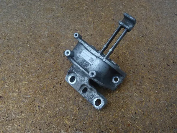 AUDI A3 8V 12-20 GOLF VII LEON III Soporte Motor 5Q0199262CS image 2