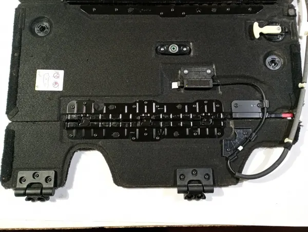 Conjunto tapetes OEM KKM23062 para Chrysler Pacifica 2017- image 8