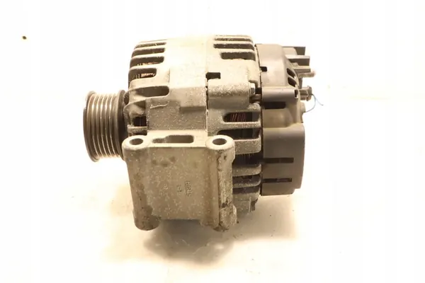 Generaattori Audi A4 B7 2.0 image 4