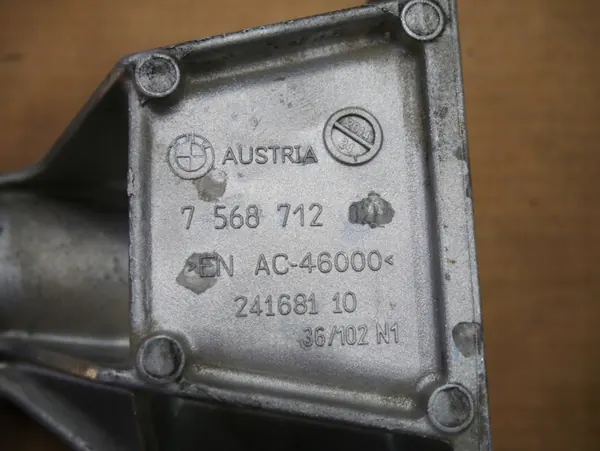 Soporte de eje de transmisión OEM 7568712 para BMW N54 image 4