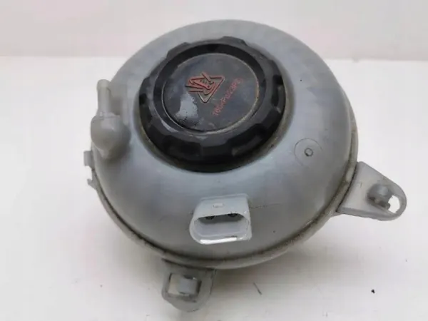 Expansionstank VW Audi Seat OEM 5Q0121407AA image 2