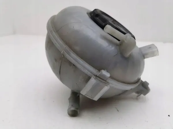 Expansionstank VW Audi Seat OEM 5Q0121407AA image 5