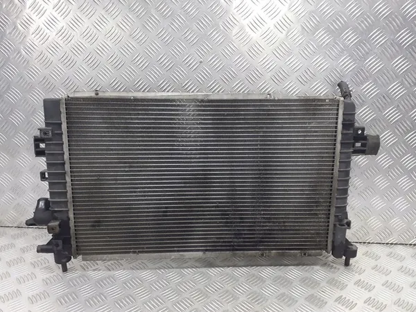 Radiador de agua Opel Astra H 1.7 CDTI OEM 63029A image 3