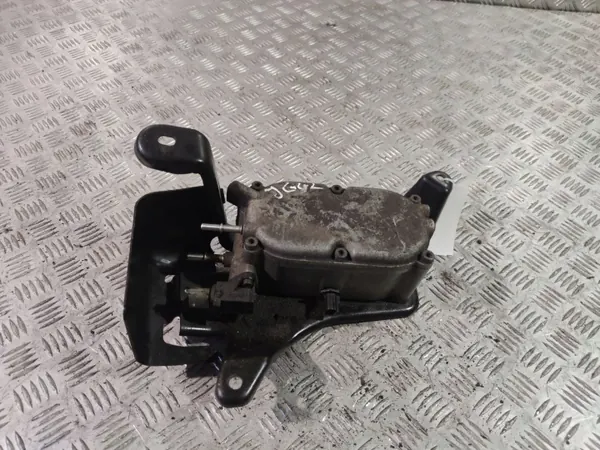 Kraftstofffiltergehäuse Jeep OEM 68084905AG - Gebraucht image 3