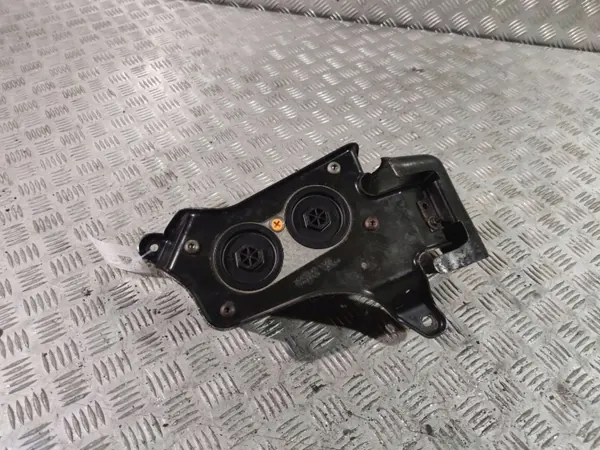 Kraftstofffiltergehäuse Jeep OEM 68084905AG - Gebraucht image 4